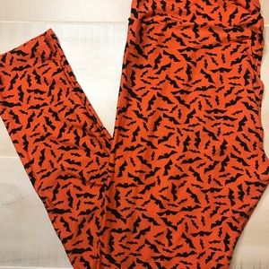 LuLaRoe tall & curvy Halloween leggings